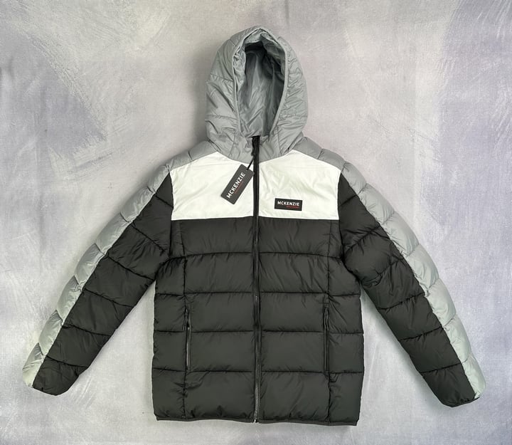 Mkenzie Puffer Hooded  - Size M (VAT ONLY PAYABLE ON BUYERS PREMIUM)