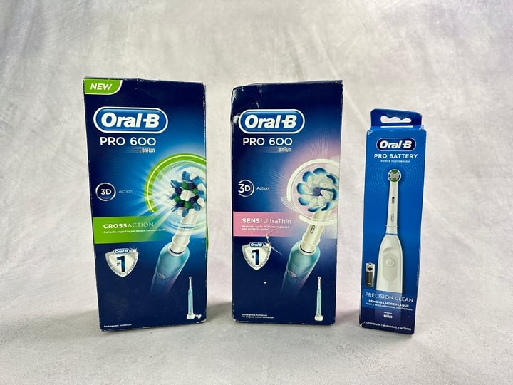 Oral-B Pro 600 Rechargeable Toothbrush 2x And Oral-B Pro Battery Toothbrush (MPSD44521546/3843) (VAT ONLY PAYABLE ON BUYERS PREMIUM)