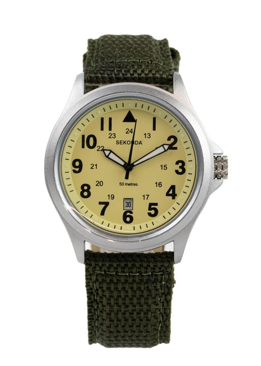 Sekonda Quartz Watch, Model: 3341 Cream Dial, Stainless Steel Case with Green Canvas Strap. Brief Condition Report: Ex Display (Currently Running) (VAT Only Payable on Buyers Premium)