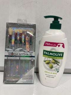 A BOX TO INCLUDE PALMOLIVE NATURALS OLIVE AND MILK SHOWER CREAM