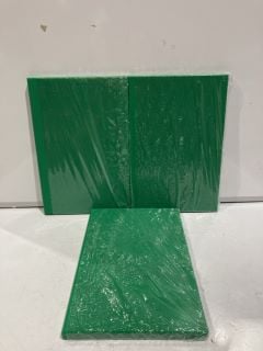 3 X GREEN CHOPPING BOARDS