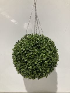 TOPIARY HANGING BALL 12"