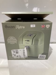 SWAN RETRO STYLE 6 LITER MINT GREEN AIR FRYER RRP £99