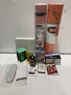 BOX OF ITEMS TO INCLUDE TELESCOPE