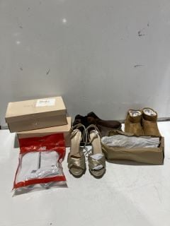 BOX OF ITEMS TO INCLUDE LIGHT BROWN WINTER BOOTS SIZE 4