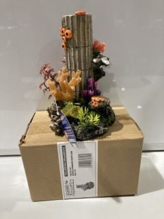 BOX OF CLASSIC AQUATICS CONCRETE COLUMN WITH PLANTS