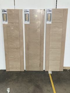 3 X 5 GROOVE OAK VENEER INTERTIOR DOOR (1981 X 610 X 53MM) APPROX RRP £415