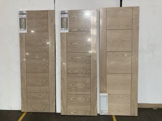 3 X 5 GROOVE OAK VENEER INTERTIOR FIRE DOOR (1981 X 686 X 44MM) APPROX RRP £414