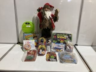 BOX OF GAMES AND TOYS TO INCLUDE HTI TOYS TRADITIONAL & LOTTO SET