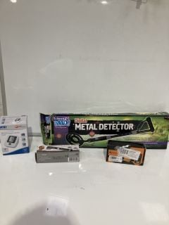 A BOX OF ASSORTED ITEMS TO INCLUDE SCIENCE MAD DIGITAL METAL DETECTOR