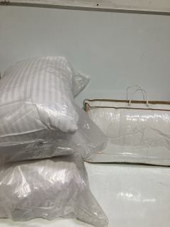 QTY OF LUXURY HOTEL PILLOWS