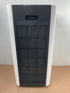 LARGE AIR PURIFIER WITH 98M SQUARED COVERAGE: LOCATION - H10