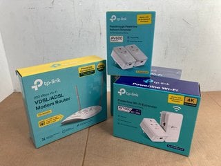 5 X TP-LINK ITEMS TO INCLUDE AV1000 GIGABIT POWERLINE AC WI-FI KIT: LOCATION - H11