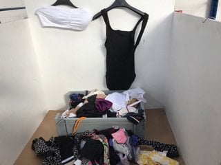 QTY OF ASSORTED WOMENS UNDERWEAR/SWIMWEAR ITEMS TO INCLUDE ANNE WEYBURN HALTER NECK PATTERNED TANKINI TOP IN BLACK/WHITE - UK 24: LOCATION - I5