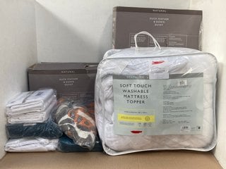 QTY OF ASSORTED JOHN LEWIS & PARTNERS HOUSEHOLD ITEMS TO INCLUDE DUCK FEATHER & DOWN DUVET TO ALSO INCLUDE JOHN LEWIS & PARTNERS BRITISH DUCK DOWN DUVET: LOCATION - H16