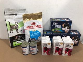 QTY OF ASSORTED PET FOOD ITEMS TO INCLUDE PACK OF ROYAL CANIN MINIATURE SCHNAUZER 1.5KG DOG BISCUITS - BBE 11/6/25: LOCATION - I8