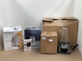 6 X HOUSEHOLD ITEMS TO INCLUDE KENWOOD ABBEY LUX COLLECTION WHITE KETTLE: LOCATION - E2