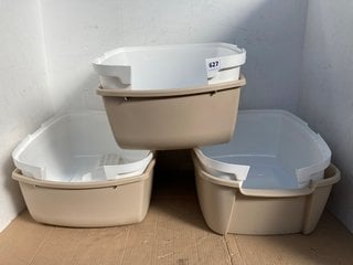 3 X LARGE HOODED CAT LITTER BOXES: LOCATION - E11