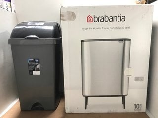 BRABANTIA 2 X 30L TOUCH BIN HI WITH 2 INNER BUCKETS TO ALSO INCLUDE ADDIS ROLL TOP KITCHEN BIN: LOCATION - J10