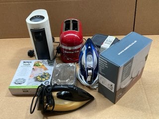 QTY OF ASSORTED HOUSEHOLD ITEMS TO INCLUDE KITCHEN AID 2 SLICE TOASTER IN RED: LOCATION - J14