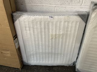 MILANO SINGLE COMPACT RADIATOR 600 X 600MM RRP £115: LOCATION - A9