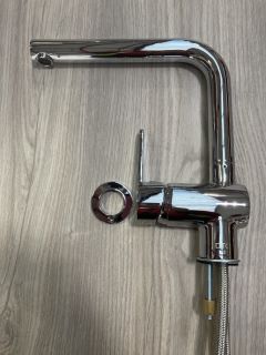 MONO KITCHEN SINK MIXER TAP IN CHROME RRP £210: LOCATION - R1