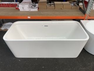 1700 X 782MM MODERN TWIN SKINNED DOUBLE ENDED FREESTANDING BATH - RRP £1419: LOCATION - B2