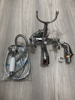 TRADITIONAL DECK MOUNTED BSM IN CHROME WITH TRADITIONAL SHOWER HANDSET AND HOSE RRP £325: LOCATION - R3