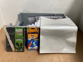 QTY OF ASSORTED STATIONERY ITEMS TO INCLUDE PAVO LAMINATING POUCHES: LOCATION - WA9