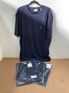 4 X GANT REGULAR FIT SHIELD T SHIRTS IN EVENING BLUE - IN VARIOUS SIZES: LOCATION - A14