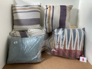 7 X ASSORTED JOHN LEWIS & PARTNERS CUSHIONS TO INCLUDE PLAIN BUTTERCUP SCATTER CUSHION IN YELLOW: LOCATION - A14