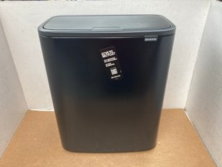 BRABANTIA 2 X 30 LITRE BO TOUCH BIN WITH 2 INNER BUCKETS IN MATT BLACK - RRP £150: LOCATION - B6