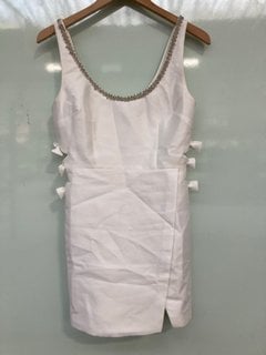 SELF PORTRAIT CREPE MINI DRESS IN IVORY WITH BOW SIDE DETAIL- UK SIZE 10 - RRP £320.00: LOCATION - B12