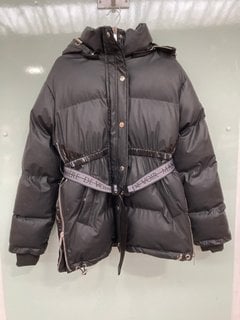 MANIERE DE VOIR WOMENS PADDED COAT WITH BELT IN BLACK - SIZE UK 8 - RRP £120: LOCATION - B9