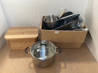 QTY OF ASSORTED JOHN LEWIS & PARTNERS HOUSEHOLD ITEMS TO INCLUDE WOODEN BREAD BIN: LOCATION - B16