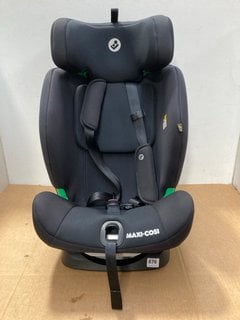 MAXI-COSI TITAN I-SIZE ISOFIX UNIVERSAL CAR SEAT IN BLACK- RRP £199.99: LOCATION - C4