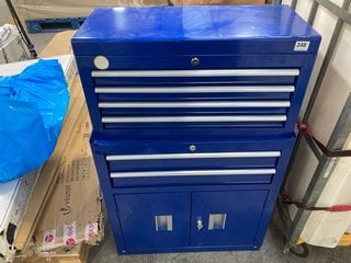 2 DRAWER 2 DOOR TOOL CHEST IN BLUE TO INCLUDE 4 DRAWER TOOL CHEST IN BLUE WITH OPEN TOP: LOCATION - A6