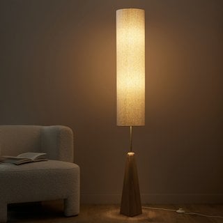 AM.PM NESTWOOD SOLID OAK FLOOR LAMP. RRP - £230: LOCATION - A1