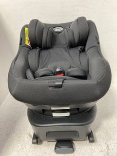 GRACO TURN2ME ROTATING ISOFIX CAR SEAT IN BLACK - RRP £149: LOCATION - A1