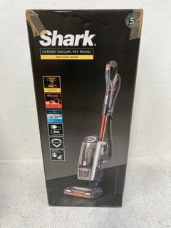 SHARK ANTI HAIR WRAP CORDED VACUUM CLEANER - RRP £179: LOCATION - A1