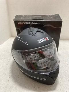 ZORAX HELMETS MATT BLACK/WHITE LARGE MOTORBIKE HELMET: LOCATION - AR11