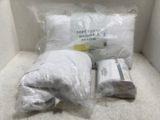 3 X ASSORTED JOHN LEWIS & PARTNERS BEDDING ITEMS TO INCLUDE SOFT TOUCH WASHABLE PILLOW: LOCATION - AR13