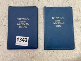 2 X BRITAIN'S FIRST DECIMAL COINS SET: LOCATION - AR19