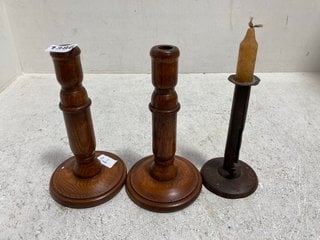 3 X ANTIQUE CANDLESTICKS: LOCATION - AR20