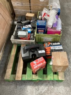 (COLLECTION ONLY) PALLET OF ASSORTED ITEMS TO INCLUDE POWERLINE BIKE POWERSPORTS AGM BATTERY: LOCATION - B8