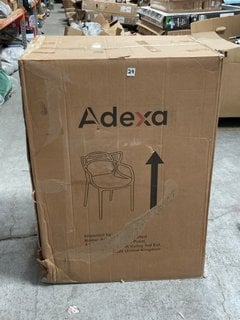 ADEXA BISTRA DINING ARM CHAIR PLASTIC FOR INDOORS & OUTDOORS - RRP £165: LOCATION - A6