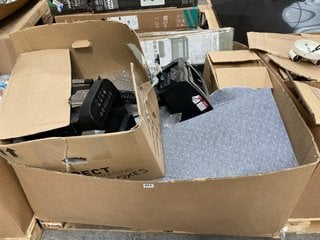 PALLET OF ASSORTED ITEMS TO INCLUDE BLACK MINI HP PRINTER: LOCATION - A6 (KERBSIDE PALLET DELIVERY)