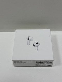 APPLE AIRPODS WIRELESS EARPHONES IN WHITE: MODEL NO A2564 A2897 A2565 (WITH BOX & CHARGER CABLE) [JPTM126103]