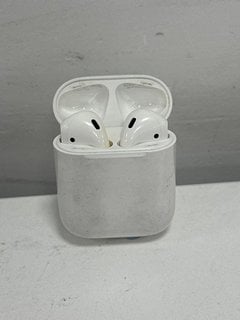 APPLE AIRPODS EARBUDS IN WHITE: MODEL NO A1602, A1523, A1722 [JPTM126284]