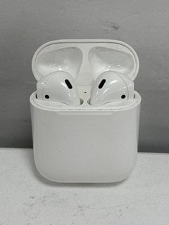 APPLE AIRPODS EARBUDS IN WHITE: MODEL NO A1602, A1523, A1722 [JPTM126278]